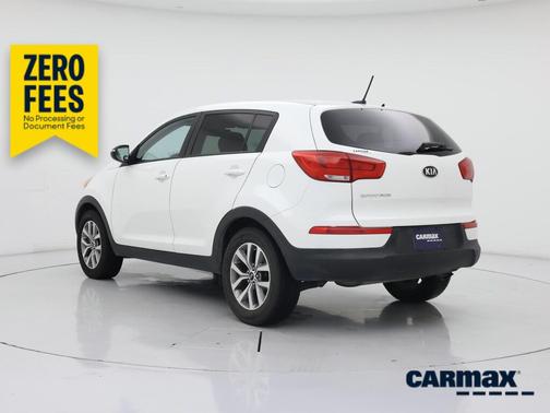 White 2014 Kia Sportage LX