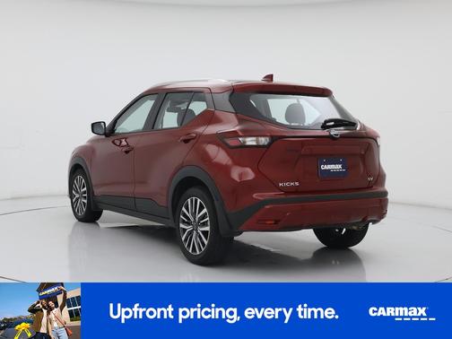 Red 2024 Nissan Kicks SV