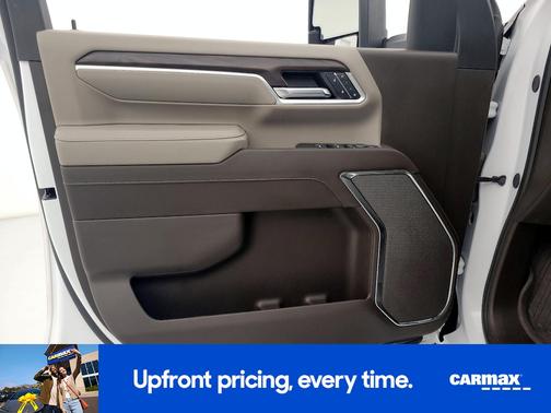 White 2025 GMC Sierra 2500 SLT