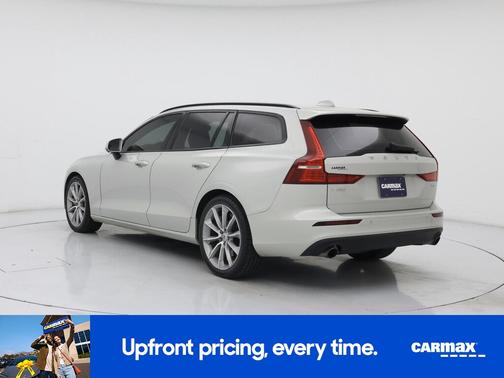 2020 Volvo V60 T5 Momentum