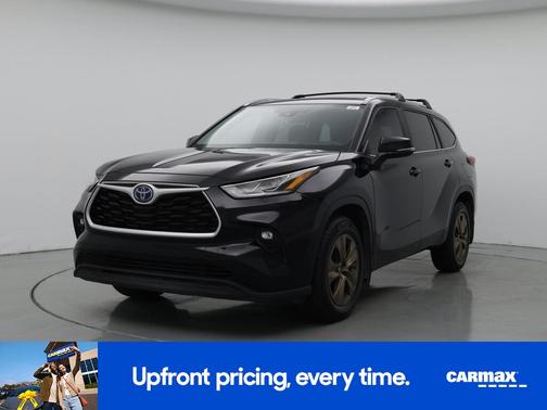 Black 2023 Toyota Highlander Hybrid Bronze Edition