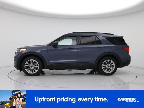 Blue 2021 Ford Explorer XLT
