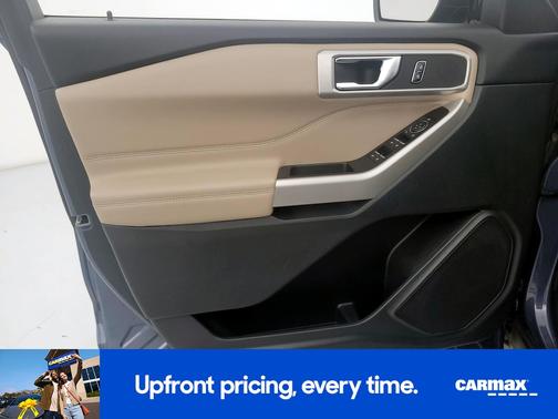 Blue 2021 Ford Explorer XLT