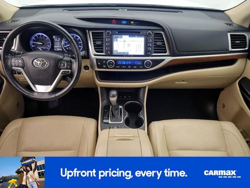 White 2018 Toyota Highlander Limited Platinum