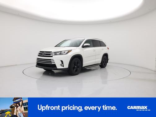 White 2018 Toyota Highlander Limited Platinum