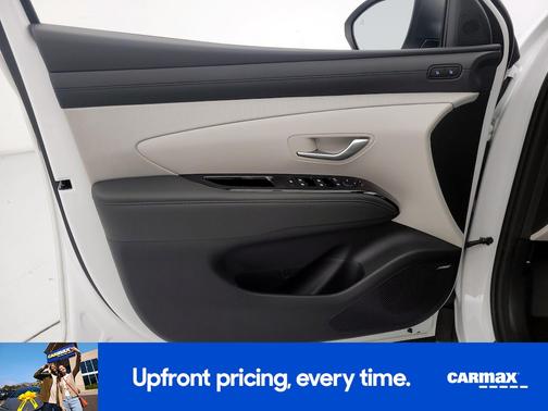 White 2026 Hyundai TUCSON Hybrid Limited
