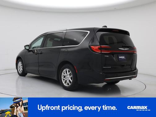 Black 2023 Chrysler Pacifica Touring L