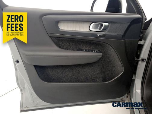 Gray 2024 Volvo XC40 B5 Core Bright Theme