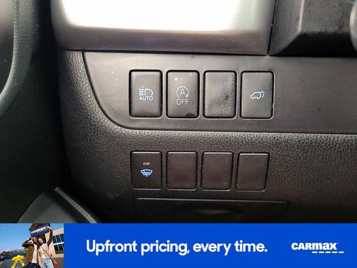 Blue 2019 Toyota Highlander XLE