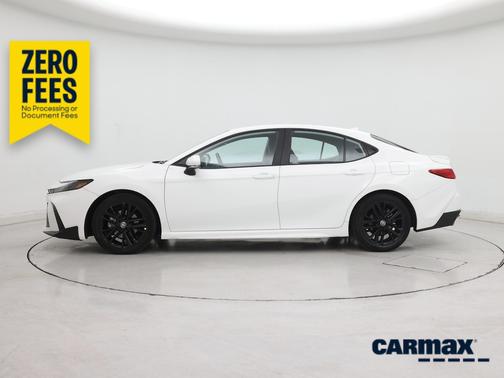 White 2025 Toyota Camry SE