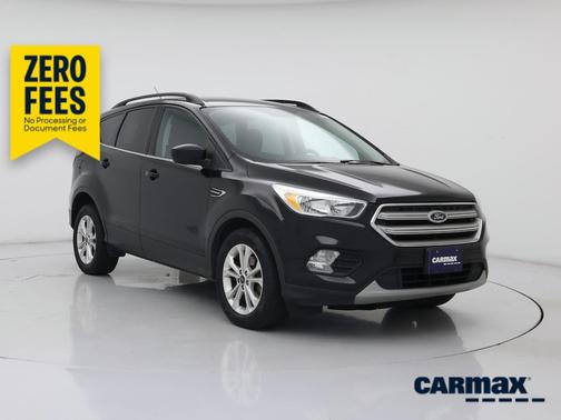 Black 2018 Ford Escape SE