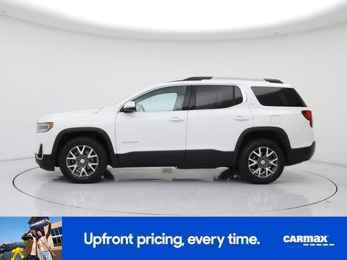 White 2023 GMC Acadia SLT