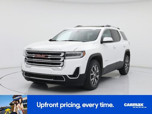 White 2023 GMC Acadia SLT