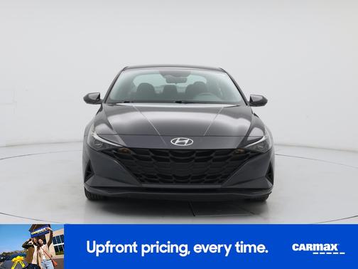 2023 Hyundai ELANTRA SE