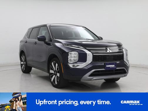 Blue 2025 Mitsubishi Outlander SE