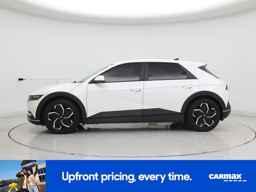 White 2022 Hyundai IONIQ 5 SE Standard Range