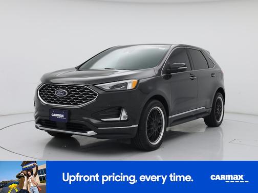 Green 2024 Ford Edge Titanium