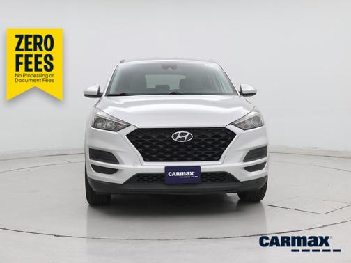 Silver 2019 Hyundai TUCSON SE