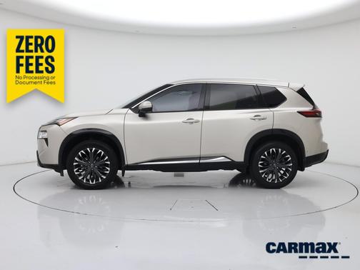 Silver 2024 Nissan Rogue Platinum