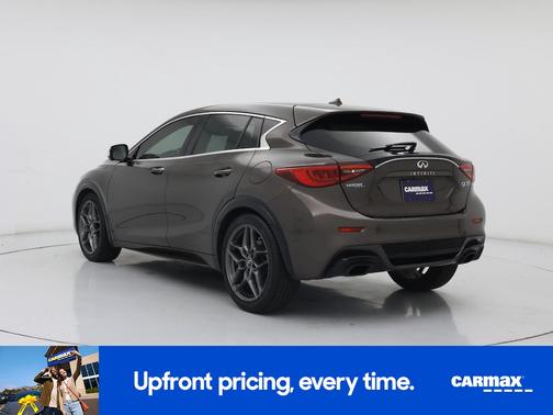 2017 INFINITI QX30 Sport