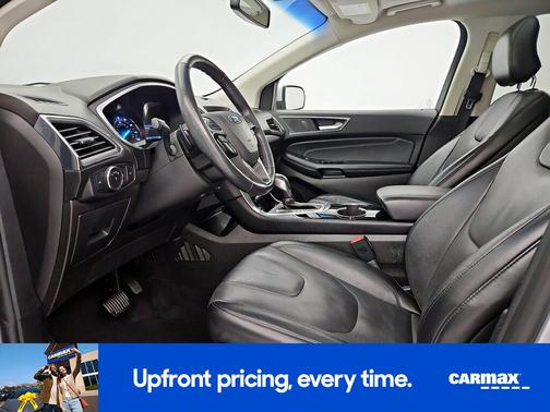 Silver 2017 Ford Edge Titanium