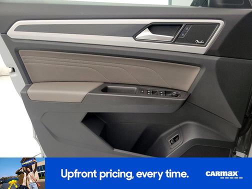 2023 Volkswagen Atlas Cross Sport SEL Premium R-Line