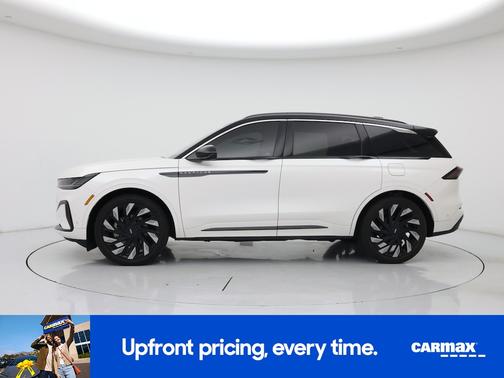 White 2024 Lincoln Nautilus Black Label