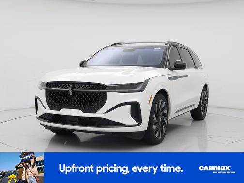 White 2024 Lincoln Nautilus Black Label