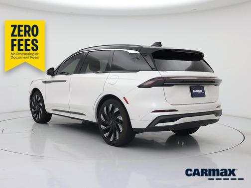 White 2024 Lincoln Nautilus Black Label
