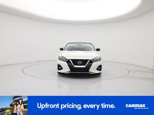 White 2023 Nissan Maxima Platinum