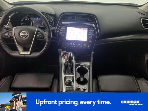 White 2023 Nissan Maxima Platinum
