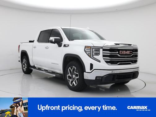 White 2024 GMC Sierra 1500 SLT
