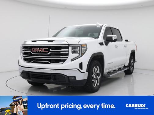 White 2024 GMC Sierra 1500 SLT