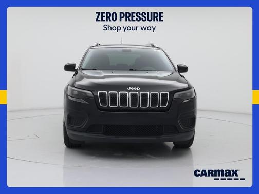 Black 2020 Jeep Cherokee Latitude