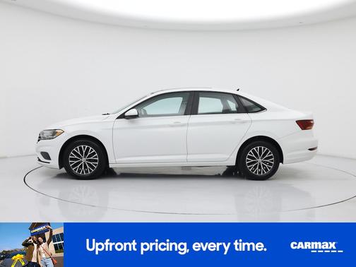 White 2019 Volkswagen Jetta SE