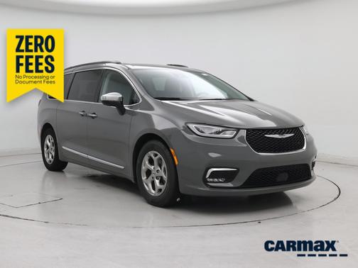 Gray 2023 Chrysler Pacifica Limited