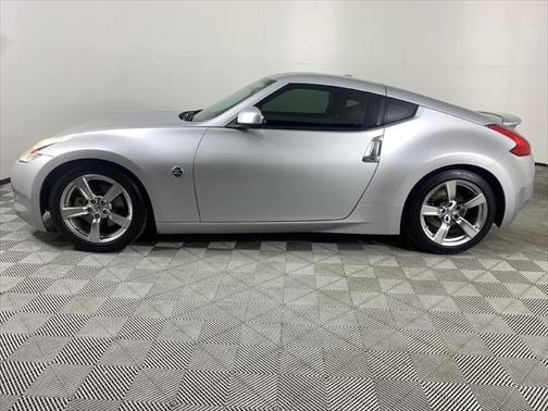 2009 Nissan 370Z Touring