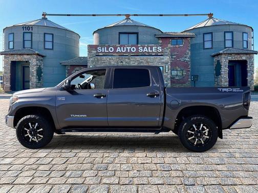 2015 Toyota Tundra SR5