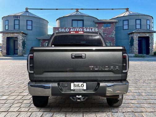 2015 Toyota Tundra SR5