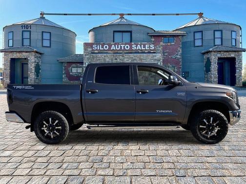 2015 Toyota Tundra SR5