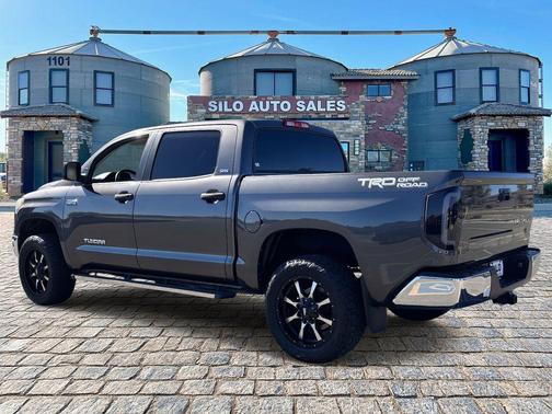 2015 Toyota Tundra SR5