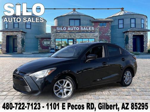 2017 Toyota Yaris iA Base