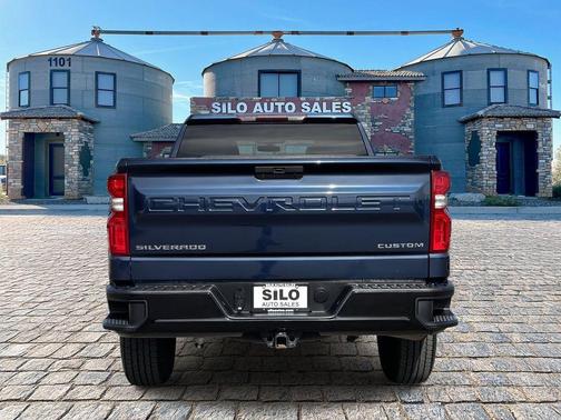 2020 Chevrolet Silverado 1500 Custom Trail Boss