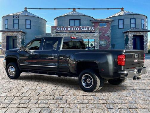 Dark Slate Metallic 2017 GMC Sierra 3500 SLT