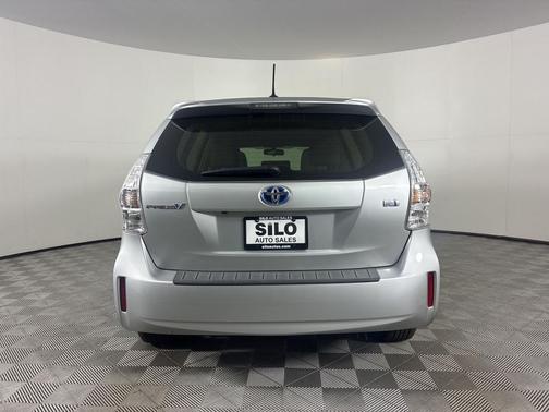 2012 Toyota Prius v Two