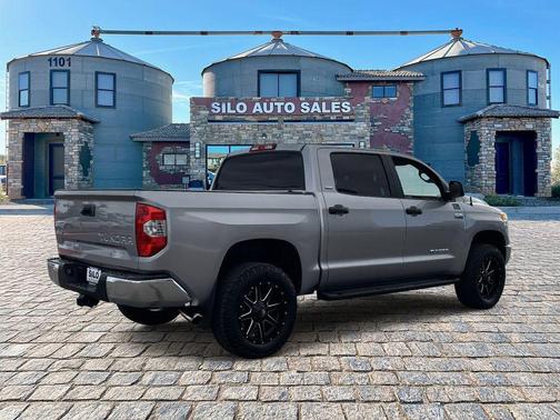 2015 Toyota Tundra SR5