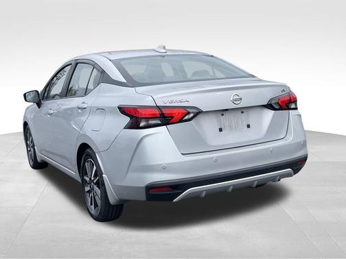 2020 Nissan Versa 1.6 SV