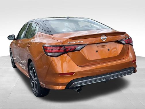 2020 Nissan Sentra SR