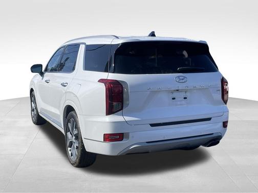 White 2021 Hyundai PALISADE Limited