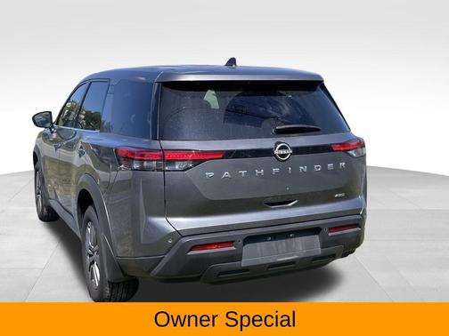 2024 Nissan Pathfinder S